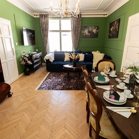 New, Stylish And Spacious Apartment 브라티슬라바 외부 사진