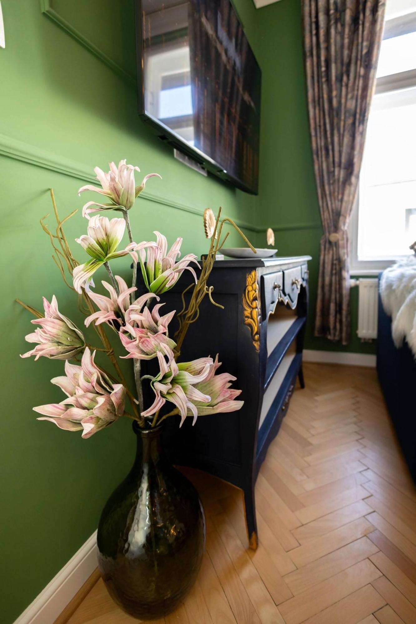 New, Stylish And Spacious Apartment 브라티슬라바 외부 사진