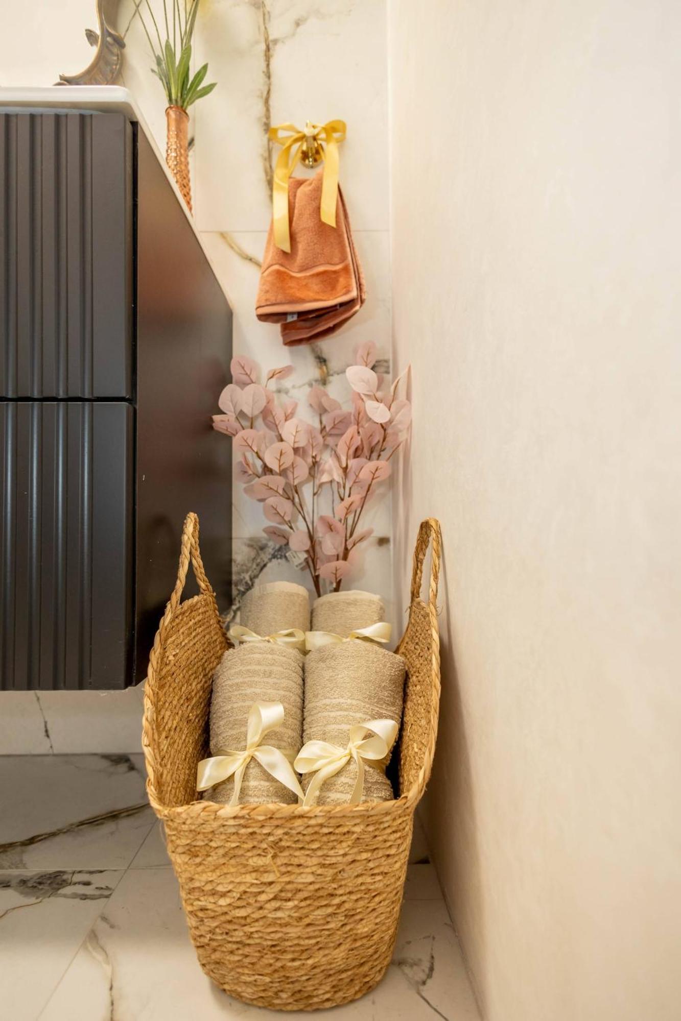 New, Stylish And Spacious Apartment 브라티슬라바 외부 사진